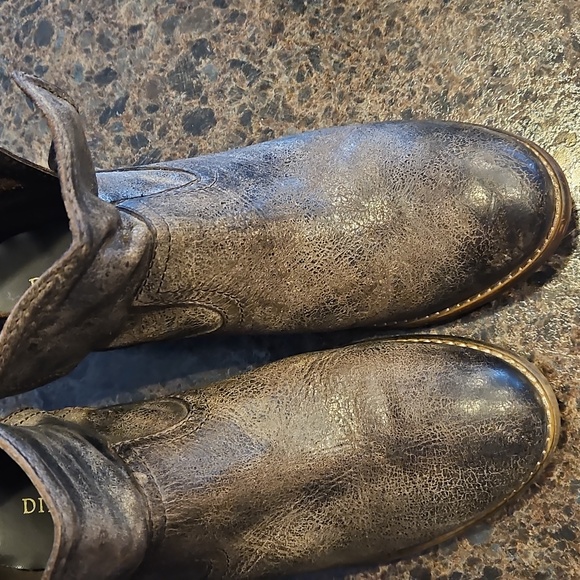 Diba True Rustic Ranch Color: Walnut Grove - Picture 13 of 13